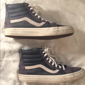 Van’s Men’s Hightop Grey Sneakers